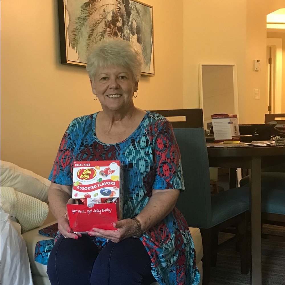 Meet your Posher, Nancy
